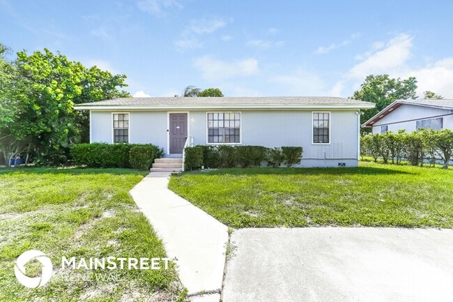 Building Photo - 7303 Thatcher Ave