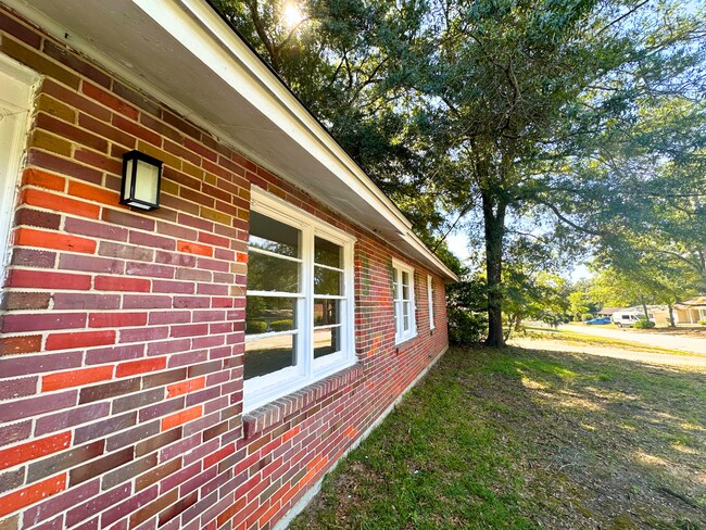 Photo - 1250 Druid Dr