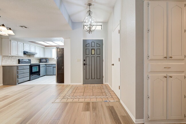 Photo - 1516 Peach Tree Ln