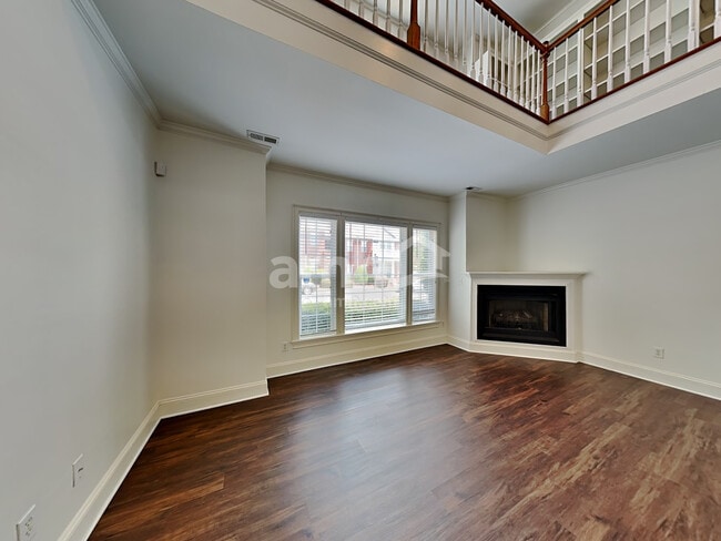 Photo - 6111 Creft Cir