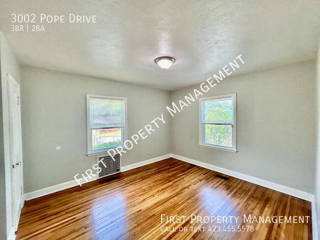 Photo - 3002 Pope Dr