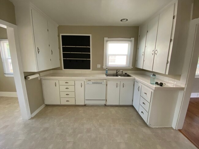 Photo - 1008 W Park St