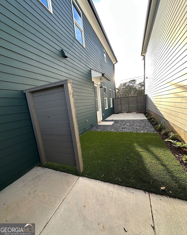 Photo - 10 Spiera Way