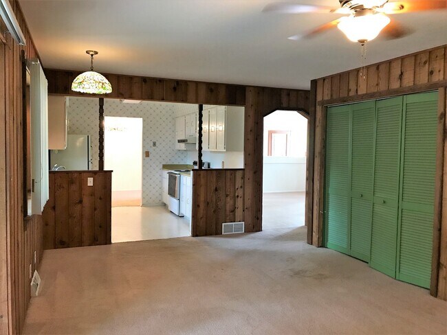 Photo - Spacious 3 Bed 2 Bath House Near CSU Campus!