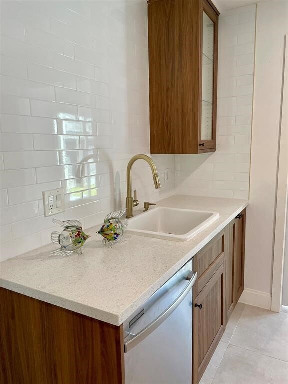 Building Photo - 1635 Chippendale Rd