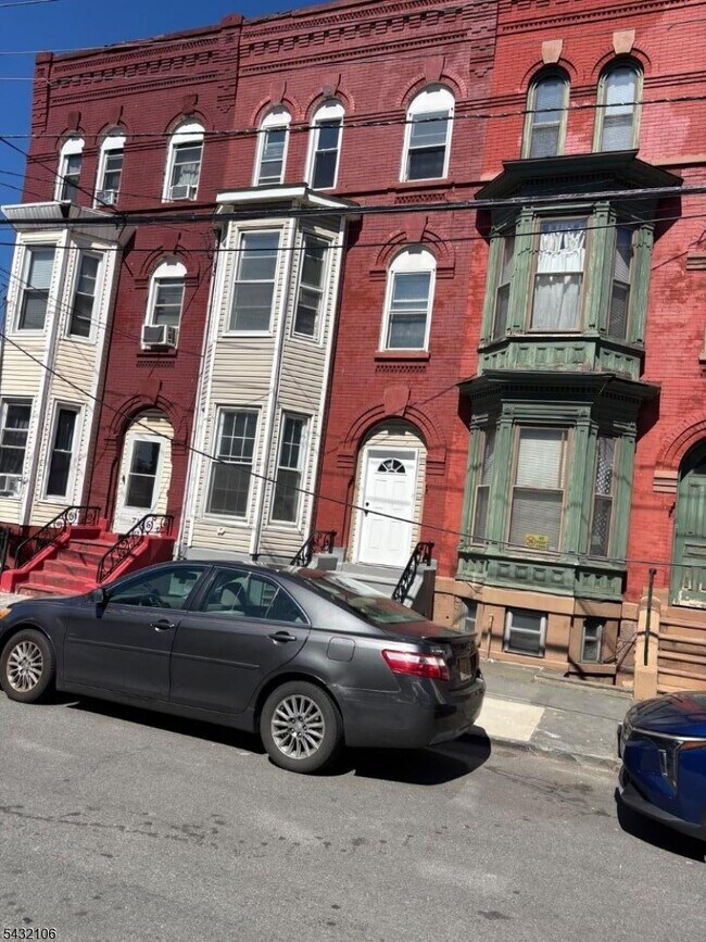 Photo - 69 Columbia St Unidad 2