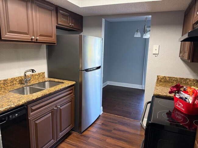 Building Photo - 4741 S Texas Ave Unit D