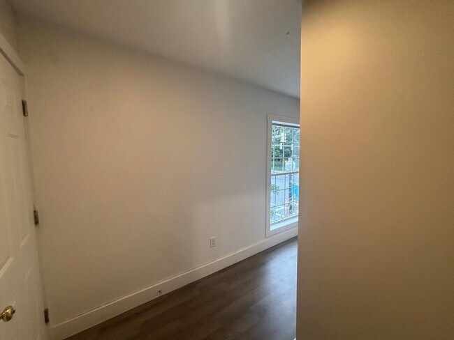676 Main St Unit 2A