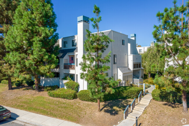 Photo - Creekwood at River Run Apartments