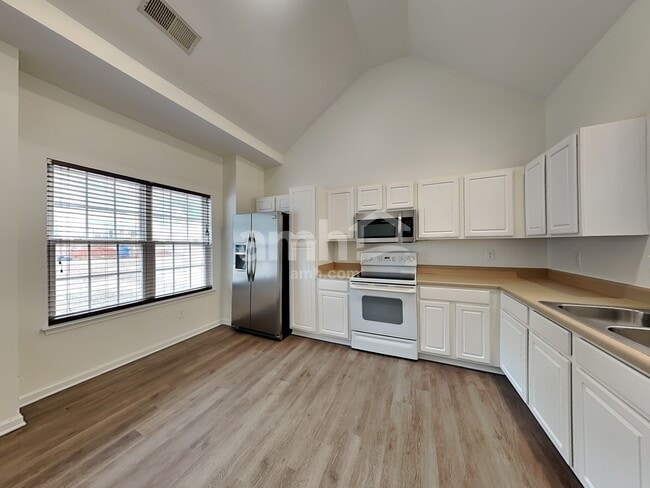 Photo - 2314 Lexington Ave