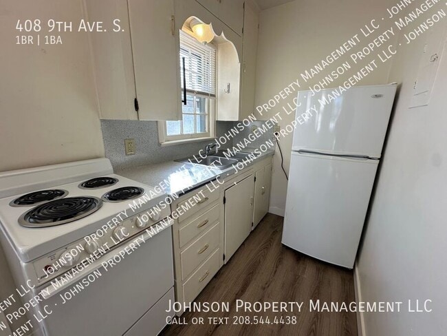 Photo - 408 9th Ave S