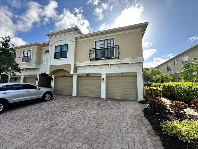 4186 Overture Cir