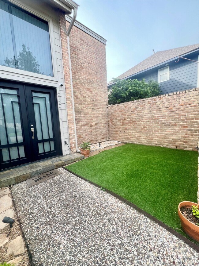 Photo - 6726 Saffron Hills Dr