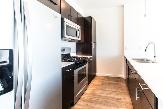 Photo - 810 W Grace St Unit 1210