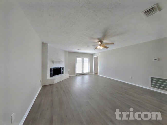 Photo - 20118 Misty Pines Dr