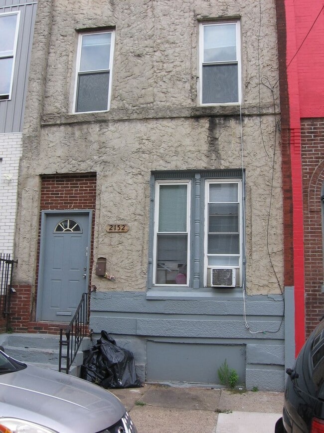 Building Photo - 2152 N 19th St Unit Apt. 2