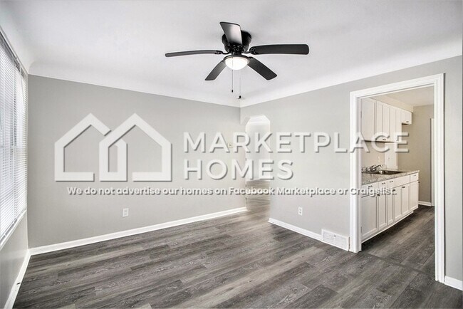 Photo - 24850 Wilmot Ave