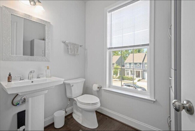 Photo - 2131 Westcott Ln