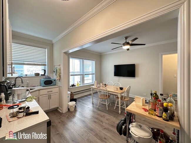 Photo - 321 Kedzie St Unit J08W