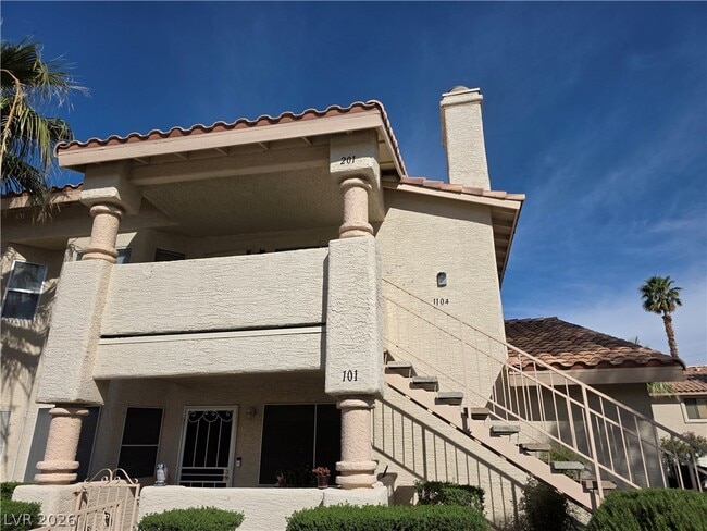 Building Photo - 1104 Pinto Rock Ln Unit 201