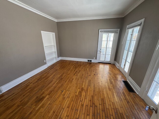 Photo - 1115 N Capitol Ave Unit 1