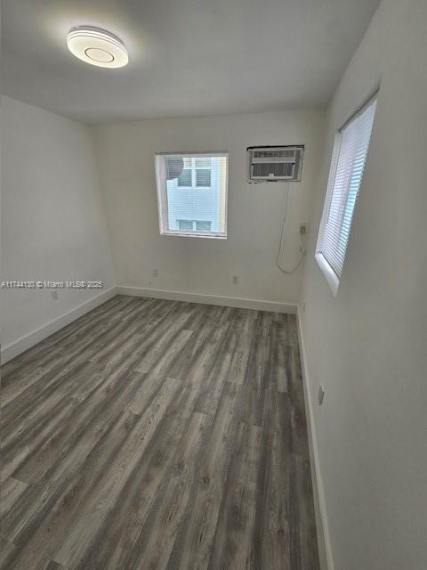 Building Photo - 535 NW 7th St Unit 12-12 Rental