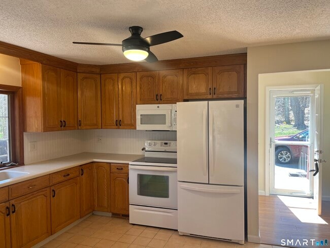 Photo - 2101 Scott Rd