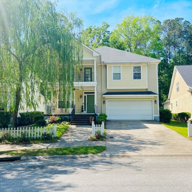 Building Photo - RIVERWOOD PLANTATION with Private back yard pool