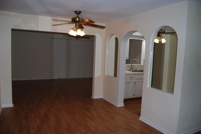 Photo - SEMINOLE HOME IN DESIRABLE CANTERBURY CHASE
