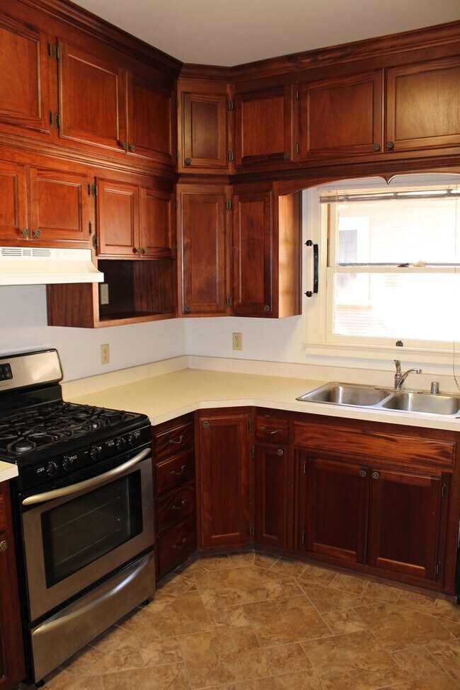 Photo - 528 W 3rd St Unit A