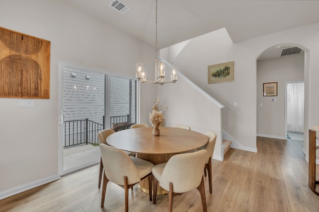 Photo - 1 Torrita Dr