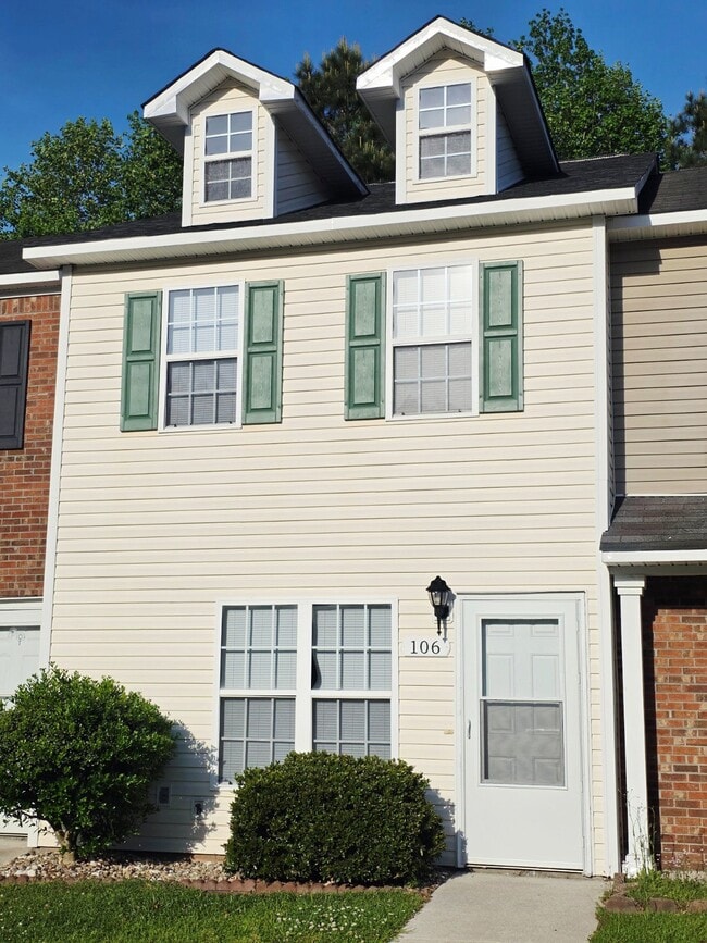Photo - 106 Spring Meadow Cir