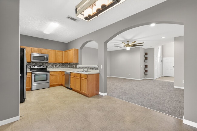 Photo - 8333 Rossi Rd