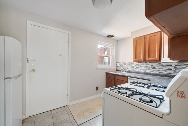 1437 Lincoln Way Unidad D