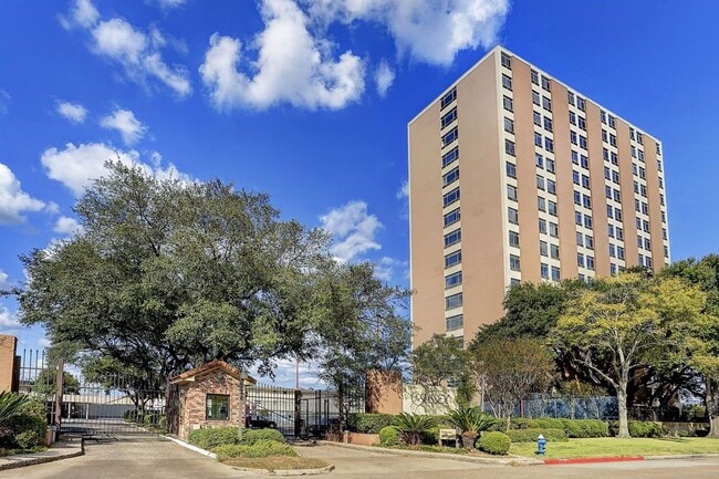 Photo - 7520 Hornwood Dr Unit 1204