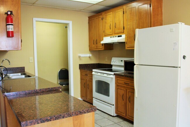 Photo - 85 Lawn St Unidad C