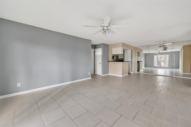 14555 Wunderlich Dr Unidad 2208