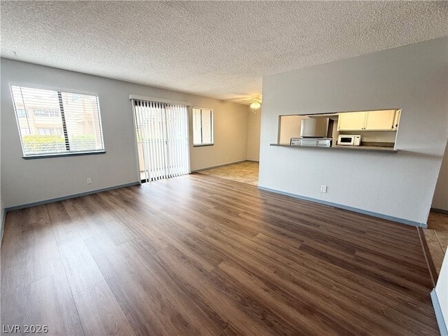 3720 Snorkel Cir Unit 2