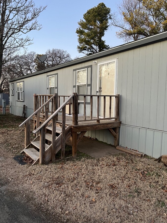 Photo - 209 NW 3rd St