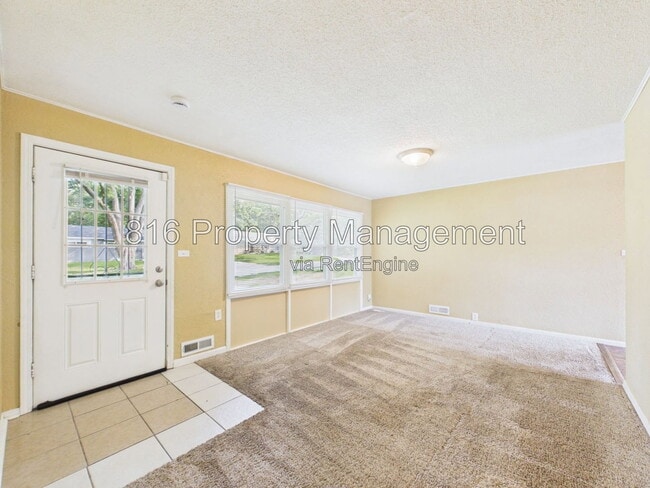Photo - 7702 E 112th Terrace
