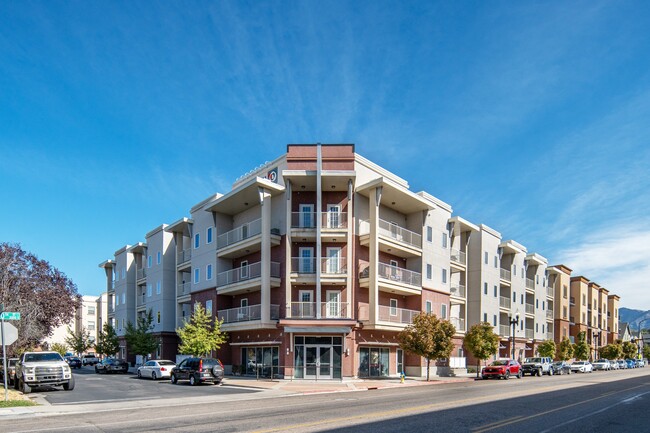 The View on 20th - The View on 20th Apartments