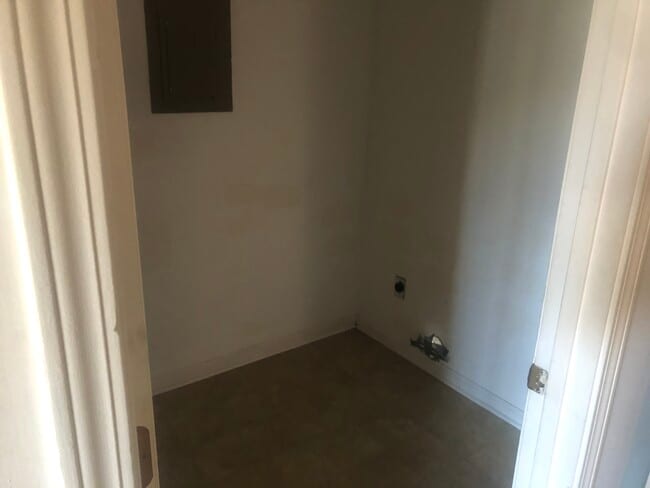 Photo - 419 N Noble St