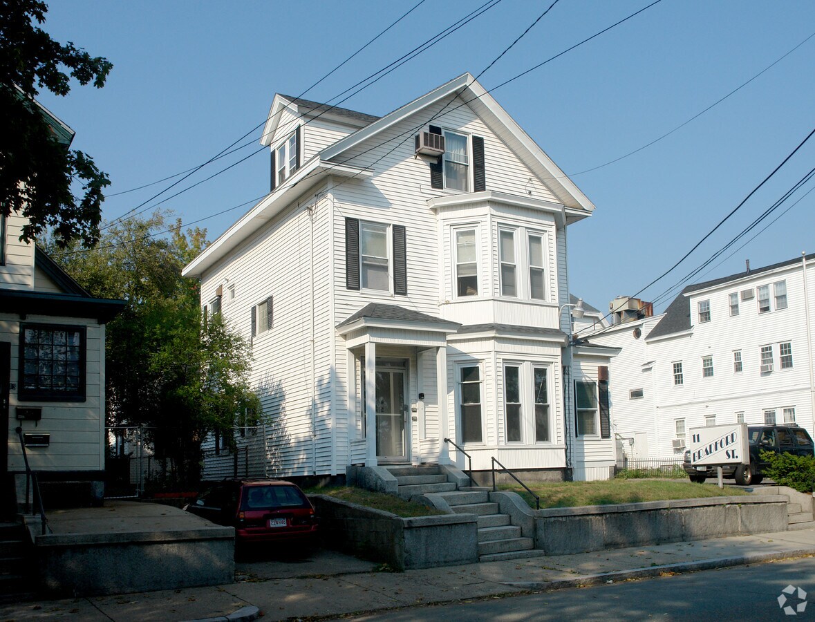 Bradford Street Apartments - Bradford Street Apartments