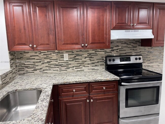 Photo - 2961 SW 87th Ave