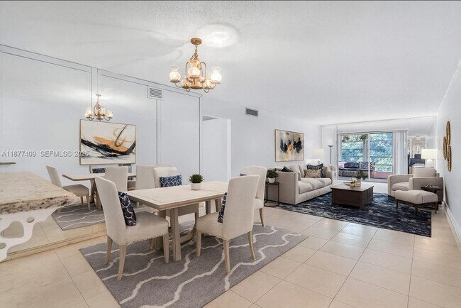 Photo - 2401 Antigua Cir Unidad A3