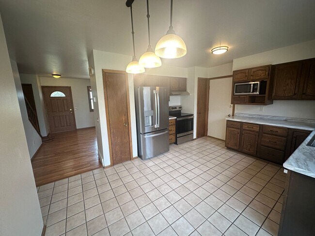 Photo - 3 Bedroom 1.5 Bath Townhome in Fitchburg
