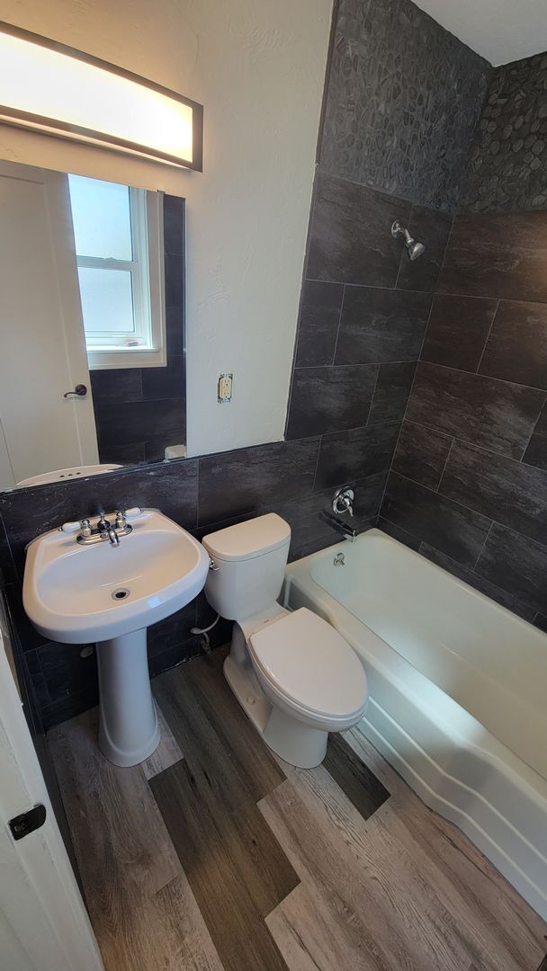2120 1st Ave N Unit #4