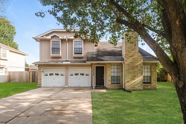 Building Photo - 16826 Rockstone