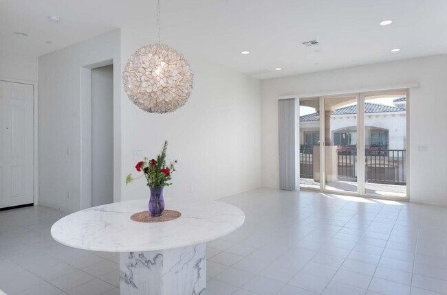 Photo - 2609 Via Calderia