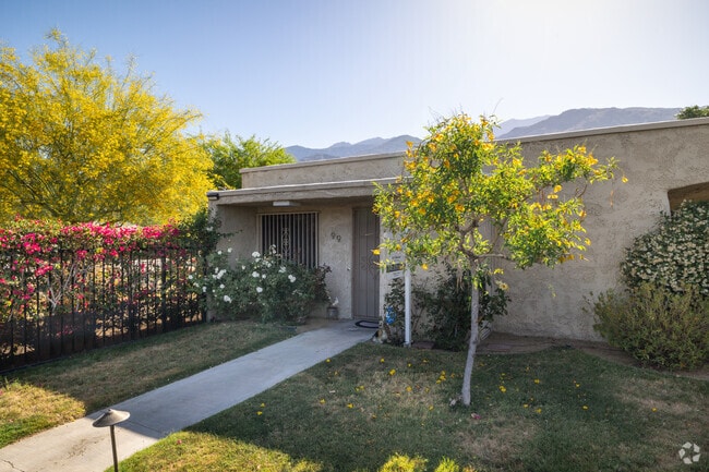 Photo - Ramona Villas